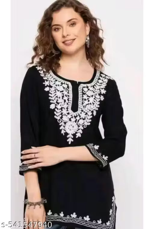 Greatful Amazing Beautiful Uniuqe Kurti With Jeans Combo