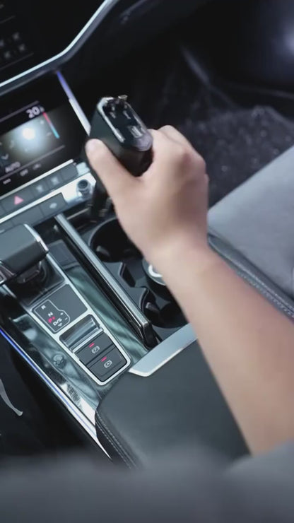 4-in-1 Retractable Car Charger |